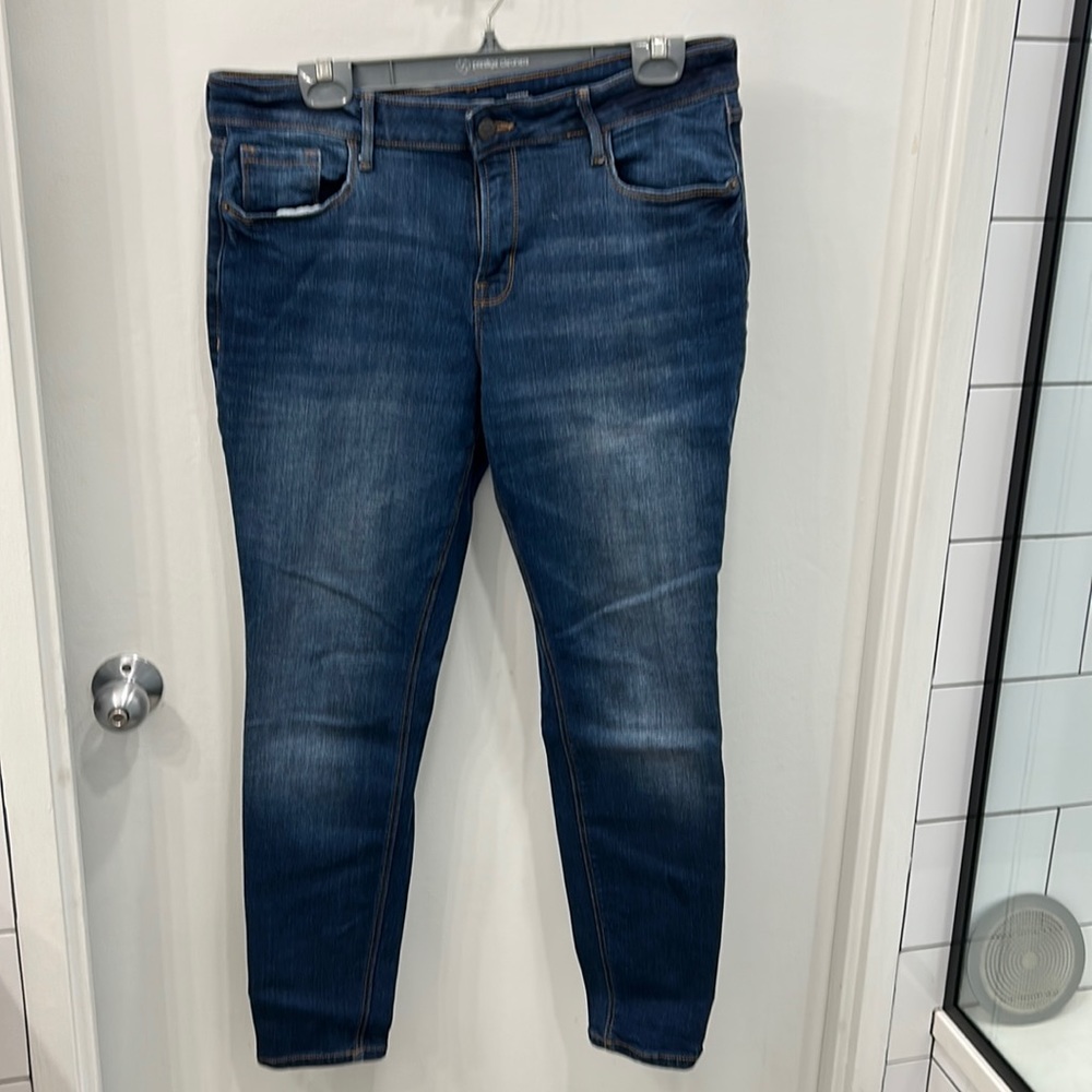 Old Navy Rockstar Super Skinny Mid Rise